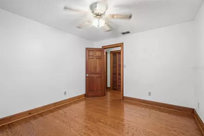 8731 Lithia Pinecrest Road, Lithia, FL 33547 - Photo 37
