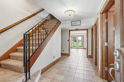 8731 Lithia Pinecrest Road, Lithia, FL 33547 - Photo 11