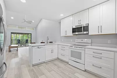 130 Woodlake Wynde #130, Oldsmar, FL 34677 - Photo 25