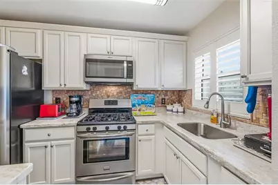 5521 80th Street N #212, Saint Petersburg, FL 33709 - Photo 5