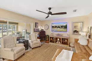 1637 SE Paradise Cir, Crystal River, FL 34429 - Photo 17
