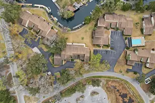 1637 SE Paradise Cir, Crystal River, FL 34429 - Photo 43