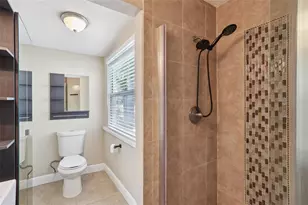 2222 51st St S, Gulfport, FL 33707 - Photo 19