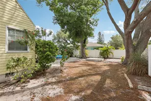 2222 51st St S, Gulfport, FL 33707 - Photo 31