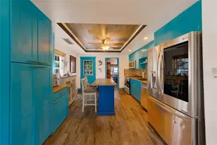 636 37th Ave S, Saint Petersburg, FL 33705 - Photo 11