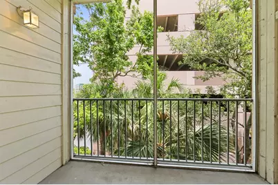 5302 Bay Club Circle, Tampa, FL 33607 - Photo 15