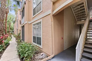 5302 Bay Club Cir, Tampa, FL 33607 - Photo 17