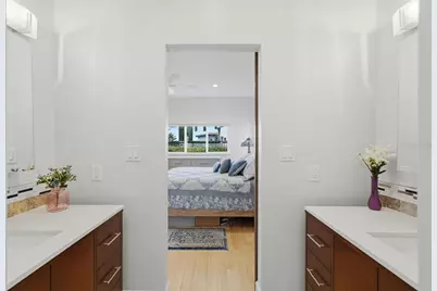 125 23rd Avenue NE, Saint Petersburg, FL 33704 - Photo 21