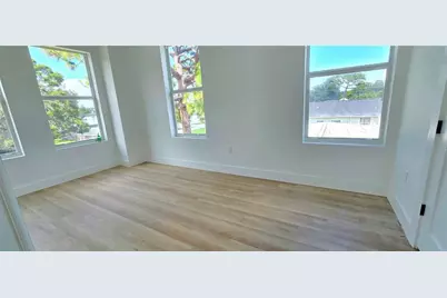 2526 40th Avenue N, Saint Petersburg, FL 33714 - Photo 3