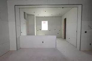 470 31st Wy N, Saint Petersburg, FL 33713 - Photo 7