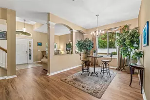 2901 Red Coat Cir, Brandon, FL 33511 - Photo 9