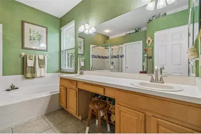 2901 Red Coat Circle, Brandon, FL 33511 - Photo 29