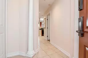 13941 Clubhouse Dr, Tampa, FL 33618 - Photo 13