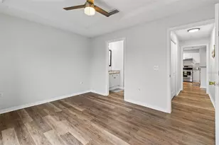 18001 Richmond Pl Dr, Tampa, FL 33647 - Photo 23