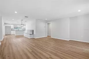 3909 W Carmen St, Tampa, FL 33609 - Photo 7