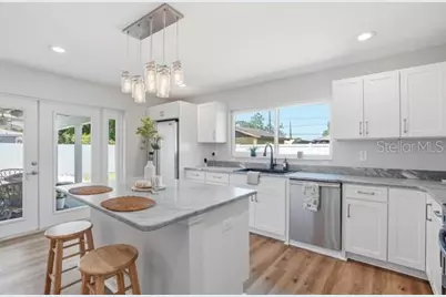 3909 W Carmen Street, Tampa, FL 33609 - Photo 13