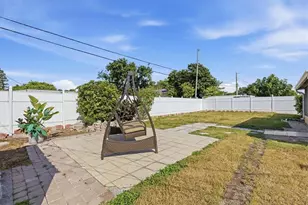 3663 22nd Ave N, Saint Petersburg, FL 33713 - Photo 29