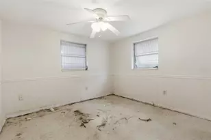 1039 Clairborne St, Holiday, FL 34690 - Photo 13