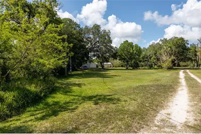102 Dickman Drive SW, Ruskin, FL 33570 - Photo 43