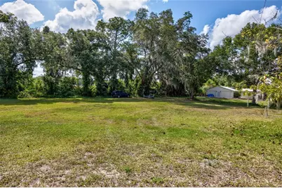 102 Dickman Drive SW, Ruskin, FL 33570 - Photo 9