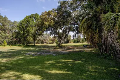 102 Dickman Drive SW, Ruskin, FL 33570 - Photo 13
