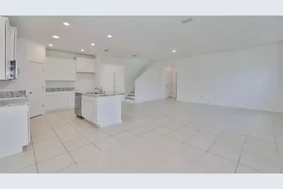 10819 Charlotte Drive, Parrish, FL 34219 - Photo 11