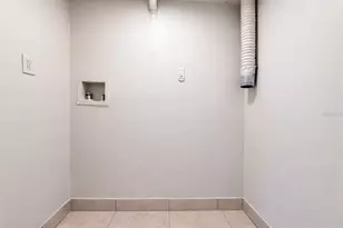 7018 54th Ave N, Saint Petersburg, FL 33709 - Photo 7