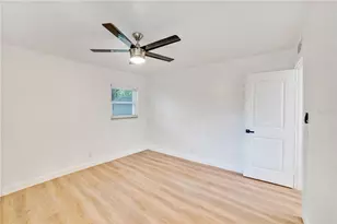 4413 W Rogers Ave, Tampa, FL 33611 - Photo 21