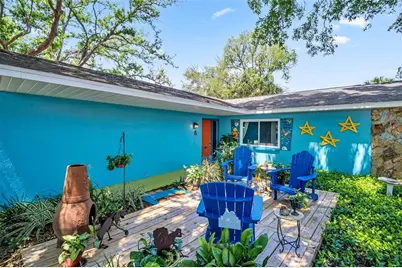 2159 Barcelona Way S, Saint Petersburg, FL 33712 - Photo 3