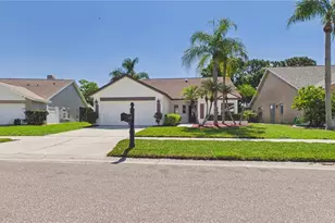 8609 Boysenberry Dr, Tampa, FL 33635 - Photo 5