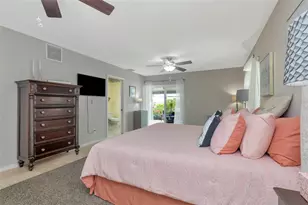 8233 Forest Cir, Seminole, FL 33776 - Photo 27