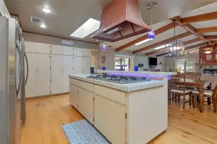 8233 Forest Cir, Seminole, FL 33776 - Photo 19