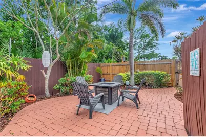 8233 Forest Circle, Seminole, FL 33776 - Photo 9