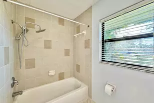 4112 Beach Dr SE, Saint Petersburg, FL 33705 - Photo 29