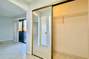 4112 Beach Dr SE, Saint Petersburg, FL 33705 - Photo 21