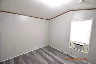 7515 Symmes Rd, Gibsonton, FL 33534 - Photo 15