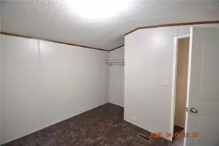 7515 Symmes Rd, Gibsonton, FL 33534 - Photo 13