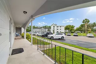 2460 Franciscan Dr, Clearwater, FL 33763 - Photo 9