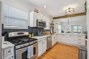 2934 6th Ave N, Saint Petersburg, FL 33713 - Photo 9