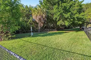 10263 Gandy Blvd N, Saint Petersburg, FL 33702 - Photo 83