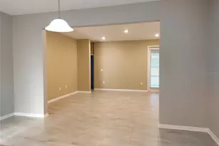 4923 Rolling Green Dr, Wesley Chapel, FL 33543 - Photo 13