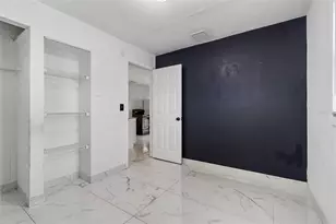 10110 N Lantana Ave, Tampa, FL 33612 - Photo 29