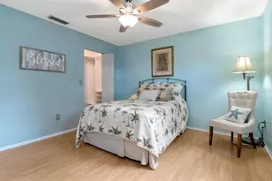 6070 80th St N, Saint Petersburg, FL 33709 - Photo 35