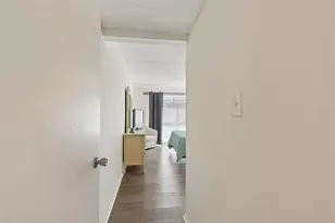 2944 W Bay Dr, Belleair Bluffs, FL 33770 - Photo 35