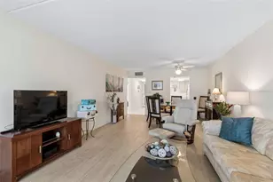 2944 W Bay Dr, Belleair Bluffs, FL 33770 - Photo 23