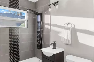 5318 9th Ave, Saint Petersburg, FL 33710 - Photo 13