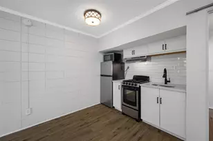 425 2nd St N, Saint Petersburg, FL 33701 - Photo 23