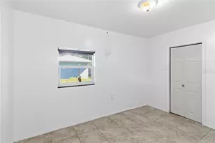 38308 Collins Ave, Zephyrhills, FL 33542 - Photo 15