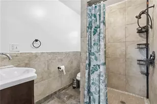 38308 Collins Ave, Zephyrhills, FL 33542 - Photo 19