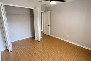 3156 Valley Oaks Dr, Tampa, FL 33618 - Photo 21